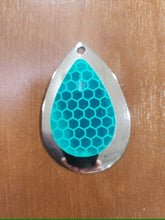 Load image into Gallery viewer, Spinn Teaser Muskie Lure - Muskie Getters
