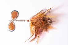 Load image into Gallery viewer, Feather Duster Series Muskie Lure
